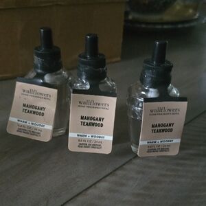 Bath & Body Works Wallflowers Mahogany Teakwood Fragrance Refill